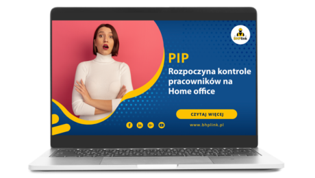 PIP rozpoczyna kontrole pracowników na home office Zdziwiona młoda piękna kobieta ubrana w golf